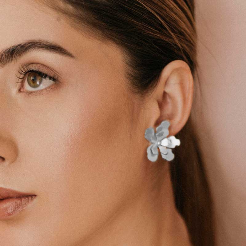 Aretes merania pequeños