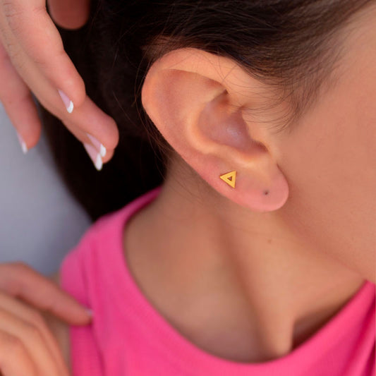 Aretes topo mini triángulo