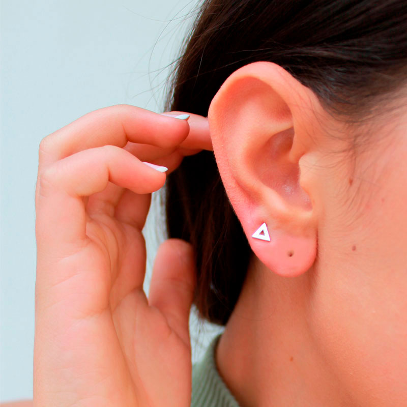Aretes topo mini triángulo
