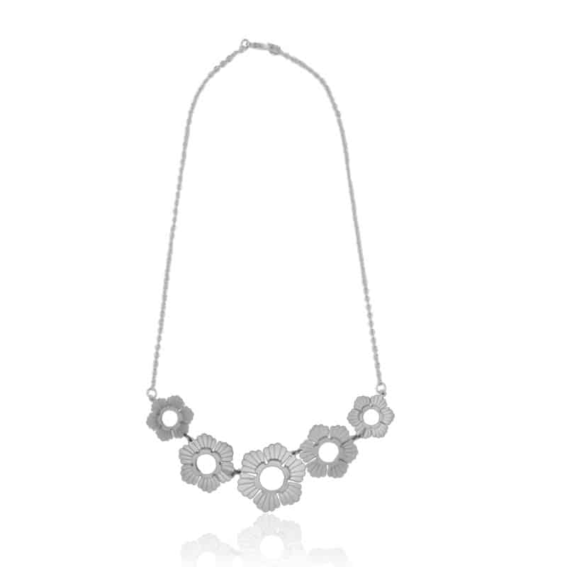 Collar Aina