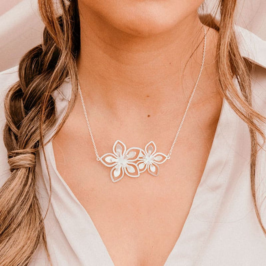 Collar doble flor guaia