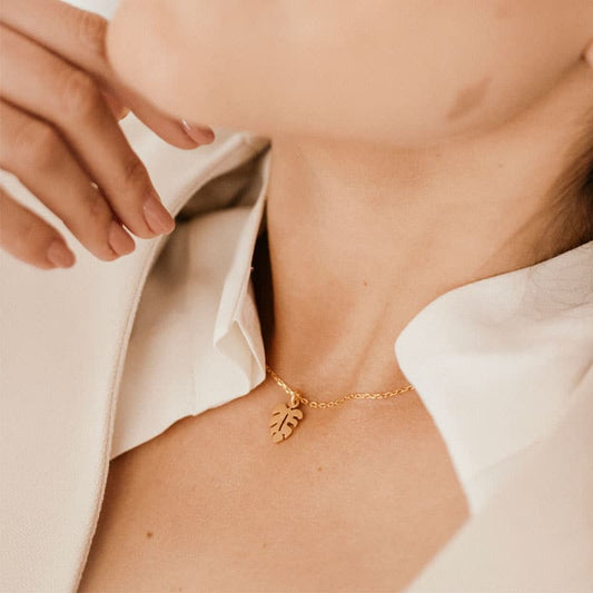 Collar monstera