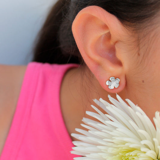 Aretes topo flor 5 petálos
