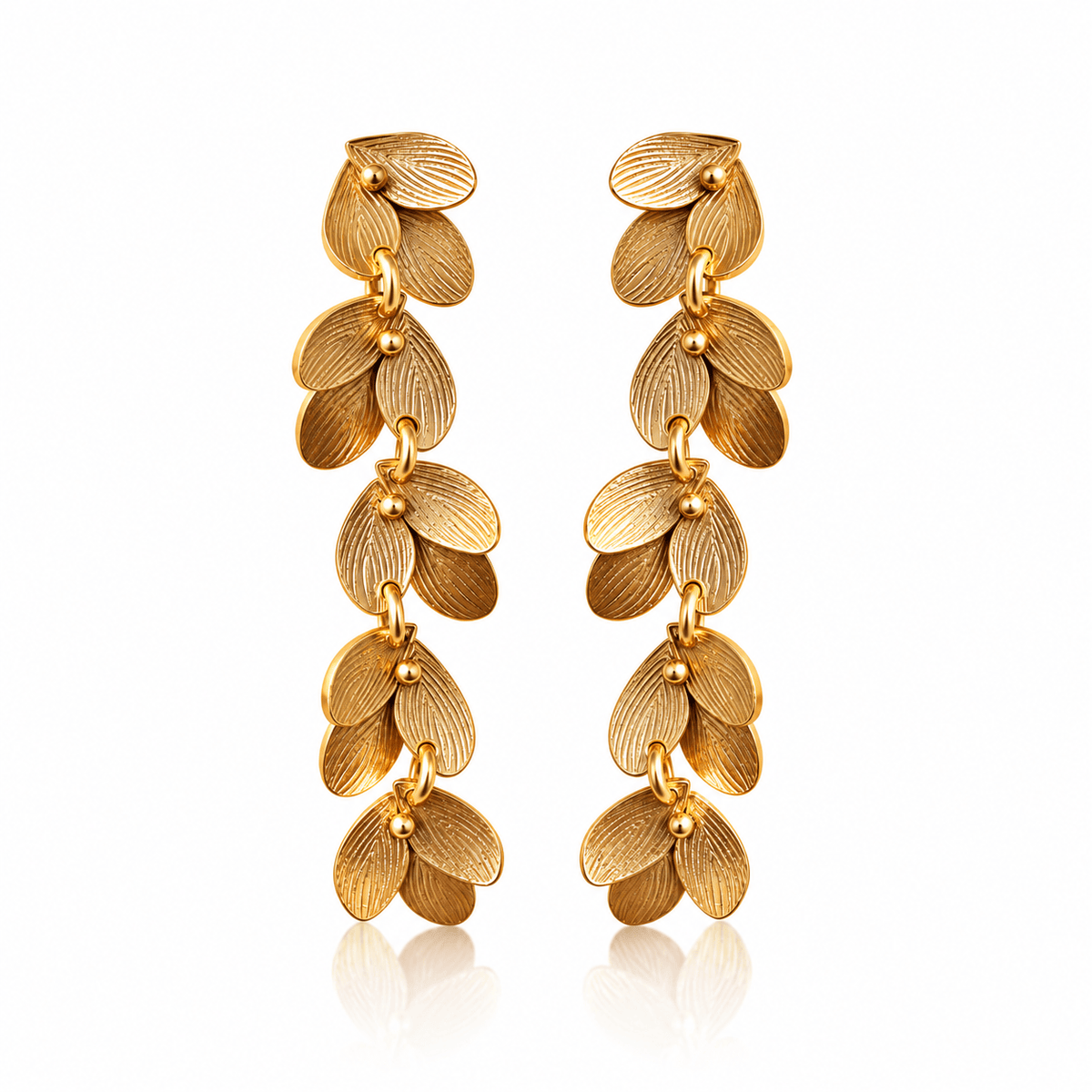 Dicca Dorado Aretes Myrca largos