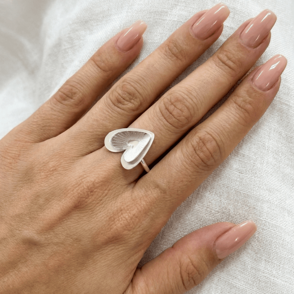 Dicca variation Anillo Amahi