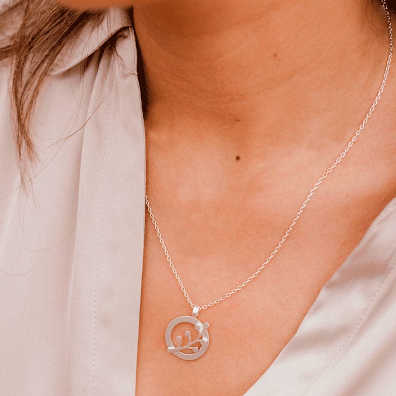 Mi tienda variation Collar medalla flor de frailejón